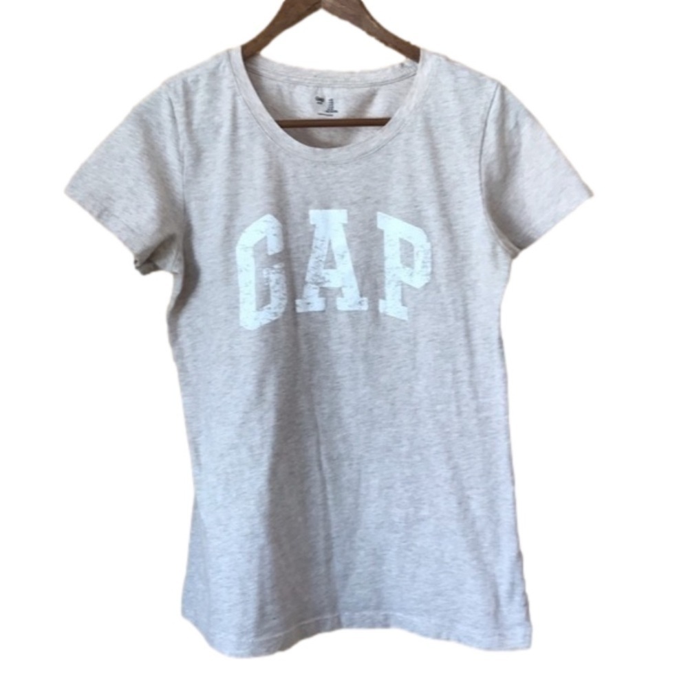 Gap oatmeal heather scoop neck graphic tee size medium